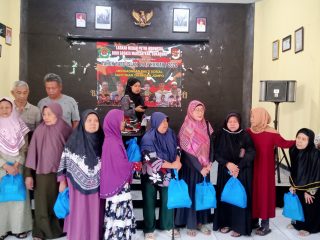 Menyambut Tahun Baru Islam, LMPI Sukabumi Gelar Bakti Sosial Satukan Anak Yatim dan Lansia