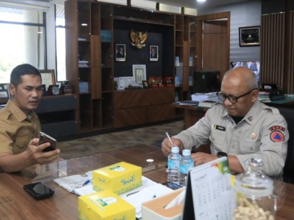 Siswa Seberangi Sungai di Atas Tali, Pemerintah Aceh Desak BNPB Bangun Jembatan