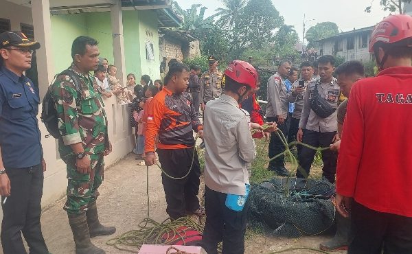 Anak Berusia 5 Tahun Diduga  Hanyut di Sungai Cicatih Cililey, Tim Gabungan Lakukan Pencarian Intensif