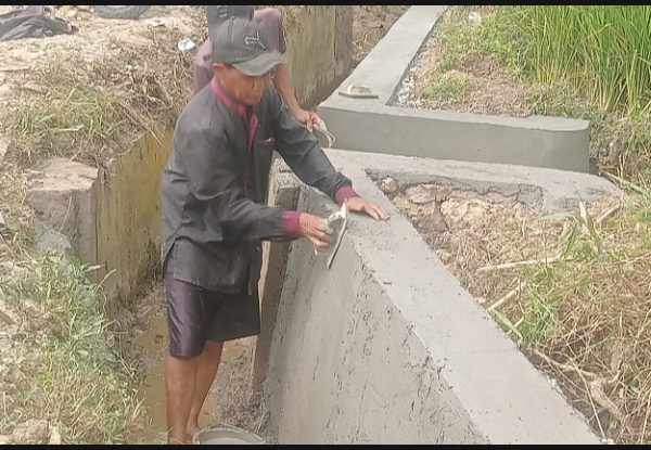 Pembangunan Irigasi Perpipaan Sistem Sewa Kelola di Kampung Lamping Cidahu Hampir Selesai, Dana APBN Rp97 Juta