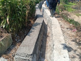 proyek pembangunan irigasi P3A.TGAI diduga ada pemotongan dana tidak wajar hingga puluhan juta rupiah per kelompok diwilayah Pajampangan kab sukabumi jadi sorotan