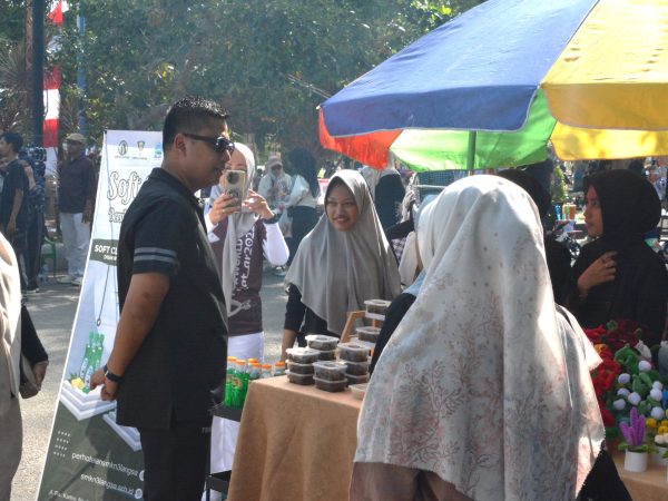Warga Aceh Timur, Tamiang Hingga Lhokseumawe Ikut Menyemarakkan Car Free Day di Kota Langsa