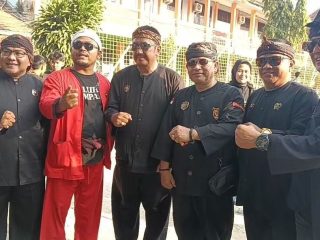 Paguyuban Jampang tandang makalangan(JTM) mengelar acara Jampang ngabuana. 3.dilapang Lodaya Surade dihadiri oleh gubernur Jawa Barat dam perkab kabupaten Sukabumi