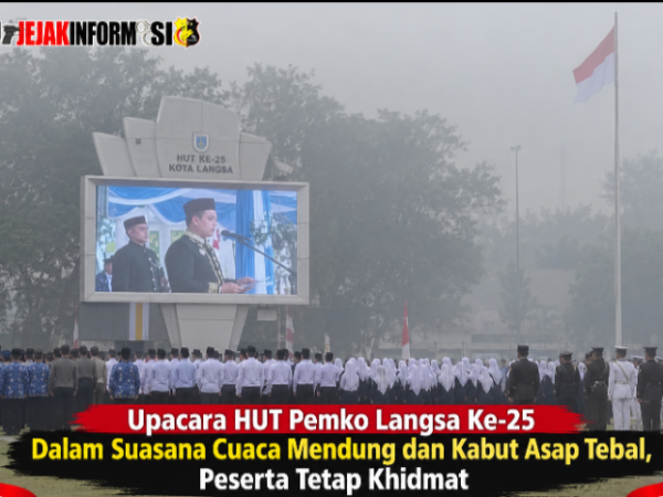 Upacara HUT Pemko Langsa Ke-25 Dalam Suasana Cuaca Mendung dan Kabut Asap Tebal, Peserta Tetap Khidmat.