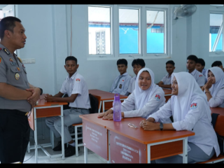 Kapolres Hyrowo Ajak Siswa Jauhi Narkoba dan Kenakalan Remaja Saat Kunjungan Saweu Sikula SMAN 3 Langsa